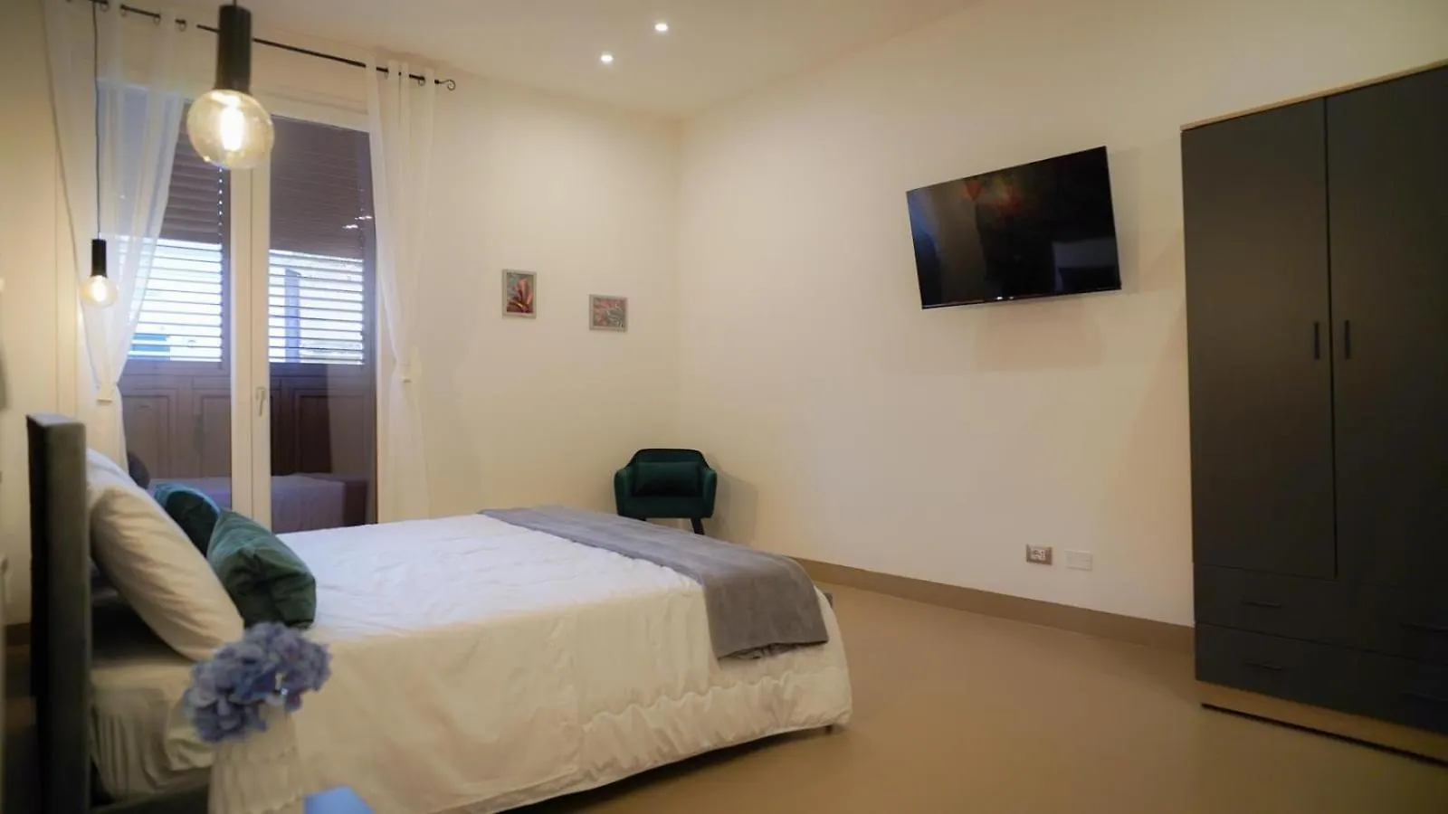 Marina Sea Apartments-Seaside Boutique Palermo Holiday home