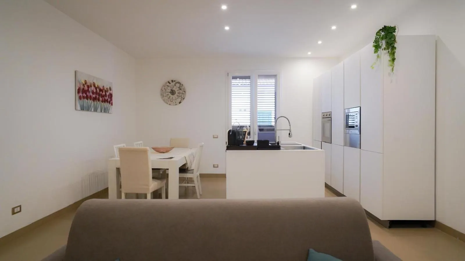 Marina Sea Apartments-Seaside Boutique Palermo Dom wakacyjny