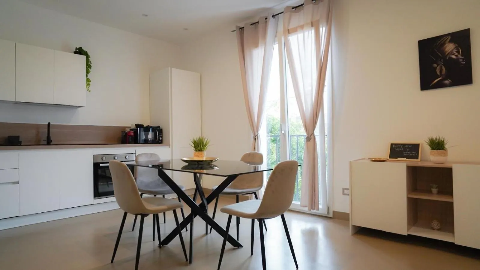 Marina Sea Apartments-Seaside Boutique Palermo Holiday home